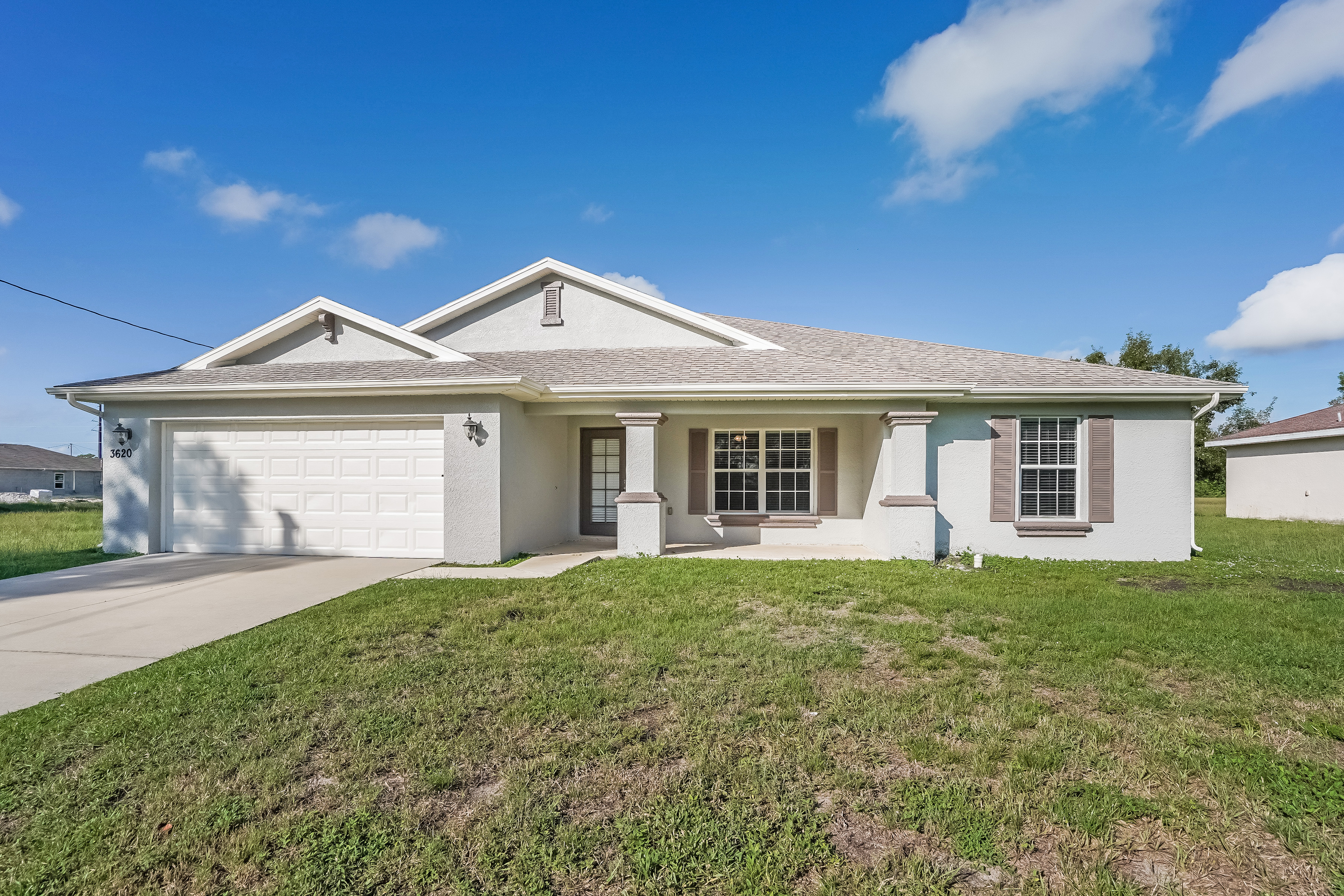3620 NE 9th Ave Cape Coral, FL 33909